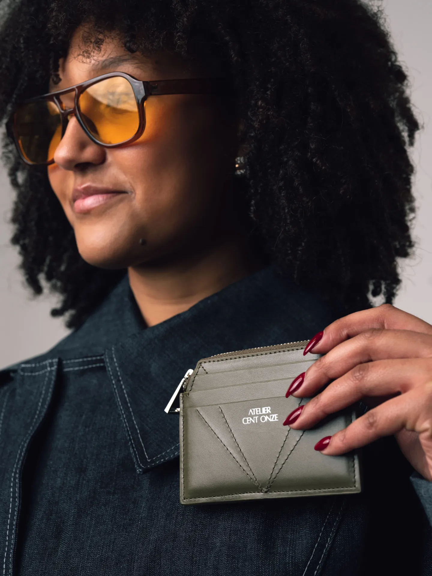 Victor green porté 1.webp